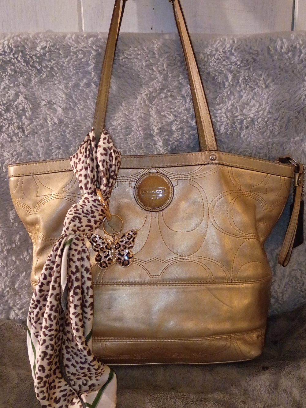 Coach Metallic Gold SIGNATURE STRIPE stitch Leather Tote Bag with Charm